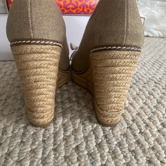 Tory Burch subtle metallic gold espadrilles - Picture 9 of 11